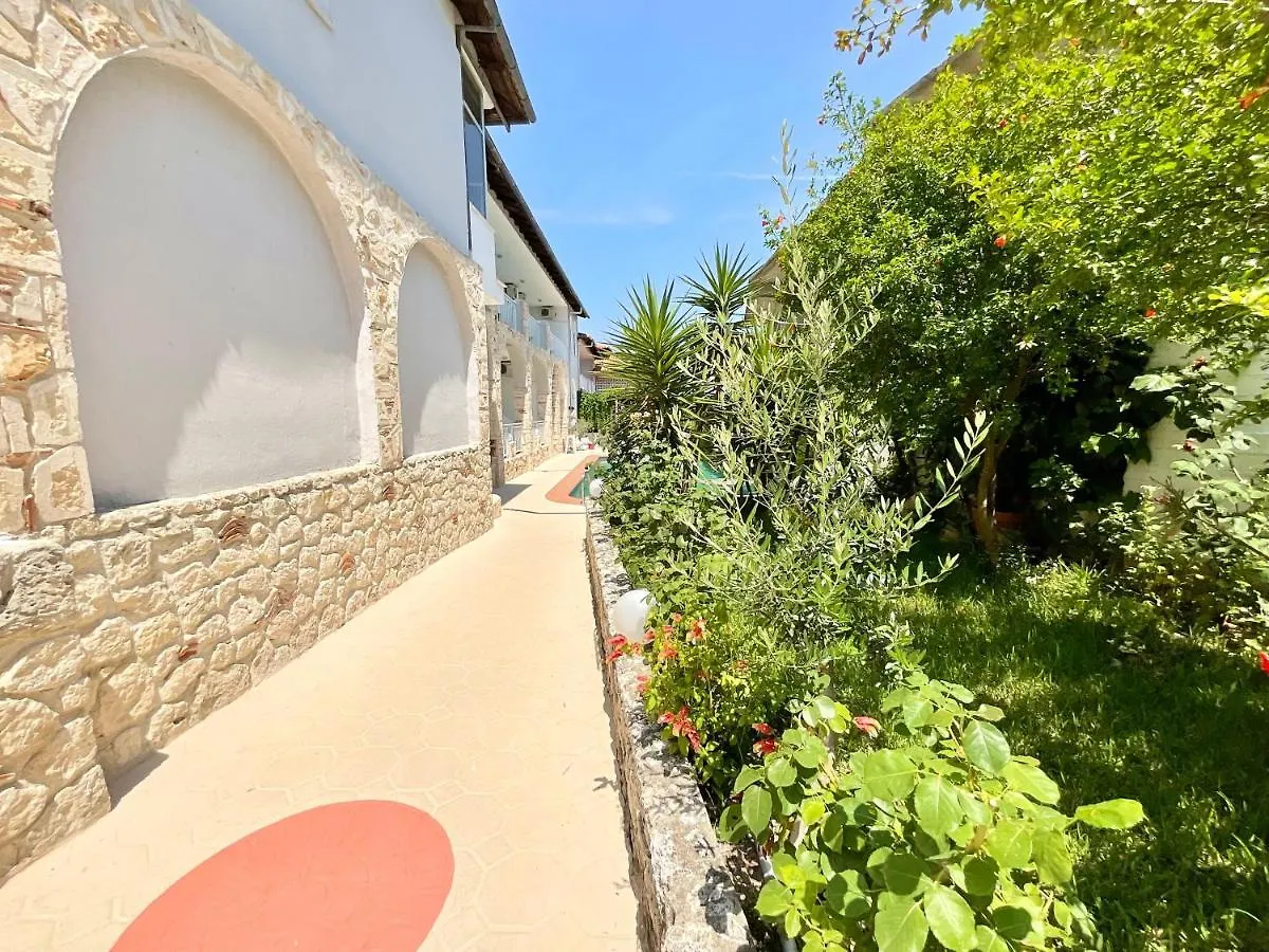 Hotel Pighi Kriopigi 3*,