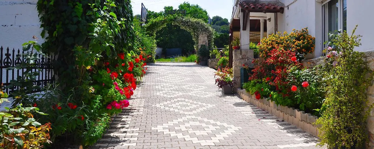 Hotel Pighi Kriopigi